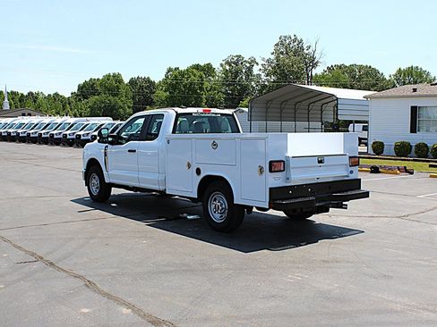 Used 2026 Ford F250 XL w/ XL Chrome Package RWD image 4