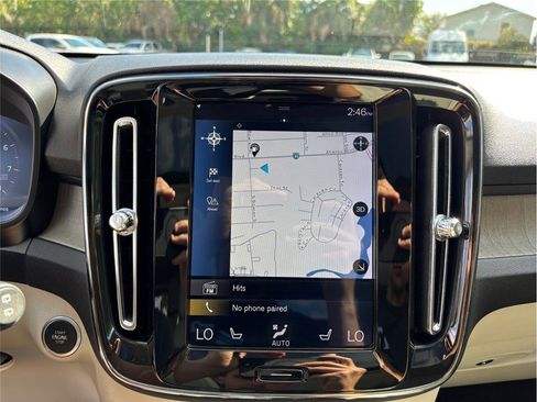 Used 2020 Volvo XC40 T5 Inscription w/ Protection Package image 30