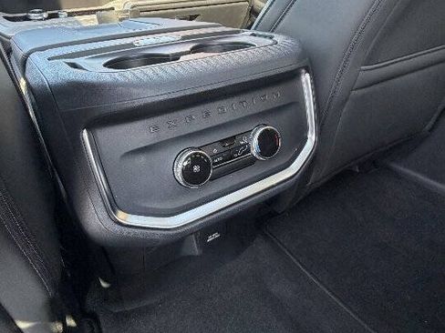 Used 2025 Ford Expedition Active AWD/4WD image 13
