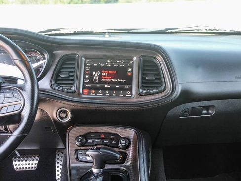 Used 2020 Dodge Challenger R/T Scat Pack RWD image 13