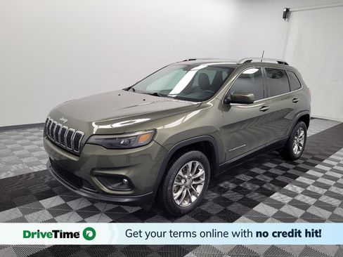Used 2020 Jeep Cherokee Latitude Plus w/ Mopar Interior Package FWD image 1