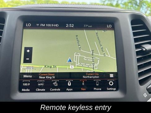 Certified 2023 Jeep Cherokee Altitude Lux w/ Lux Elite Package AWD/4WD image 25