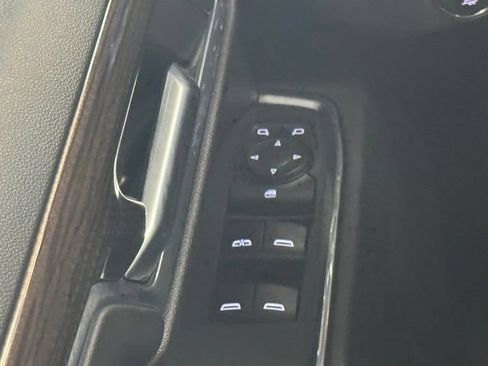 Certified 2023 Chevrolet Silverado 1500 LT AWD/4WD image 15