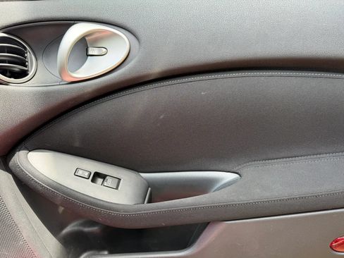Used 2012 Nissan 370Z Coupe RWD image 11