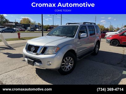 Used 2011 Nissan Pathfinder LE w/ Navigation Pkg