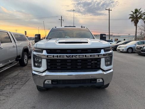 Used 2020 Chevrolet Silverado 2500 LT w/ All Star Edition image 3