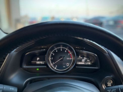 Used 2018 MAZDA MAZDA3 Grand Touring w/ Premium Equipment Package image 14