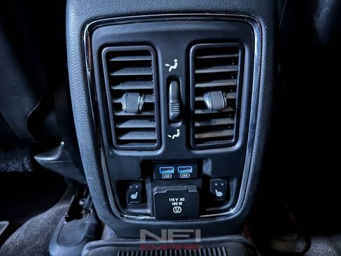 Used 2016 Jeep Grand Cherokee SRT AWD/4WD image 42