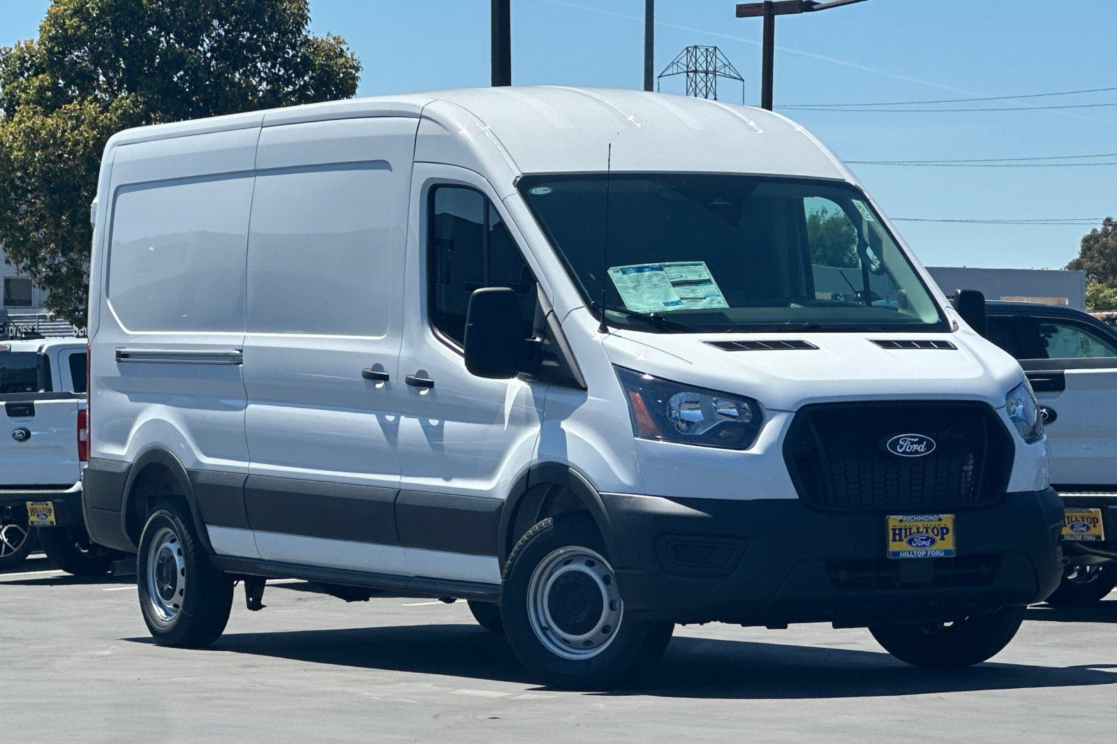 New 2026 Ford Transit 250 148 Medium Roof w/ Load Area Protection Package RWD image 2
