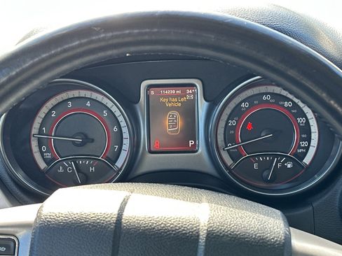 Used 2020 Dodge Journey Crossroad w/ Popular Equipment Group FWD image 28