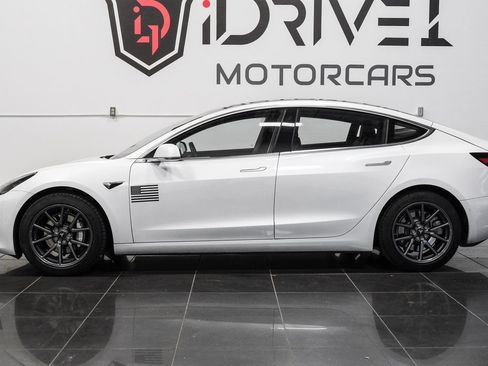 Used 2019 Tesla Model 3 Long Range image 17