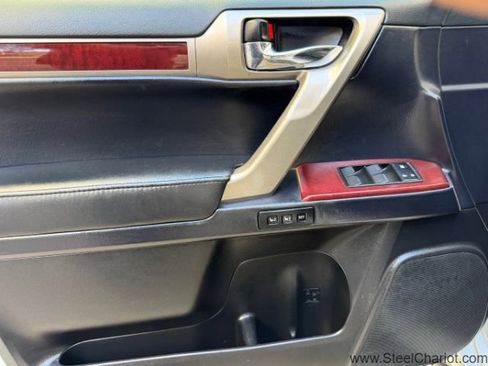 Used 2019 Lexus GX 460 Premium image 26