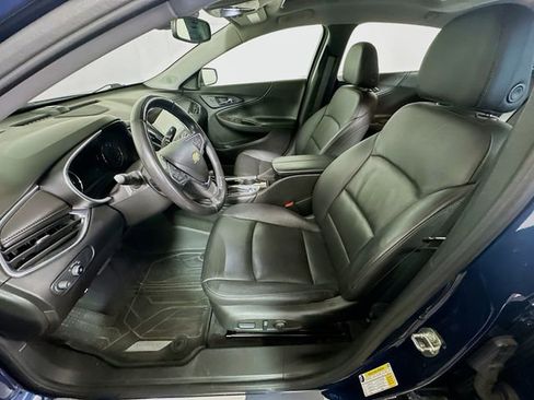 Used 2022 Chevrolet Malibu Premier image 12