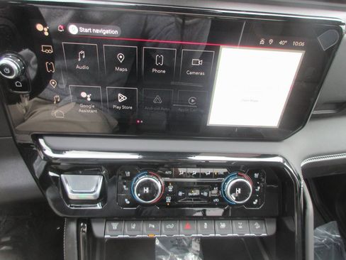 New 2026 GMC Sierra 2500 AT4X image 18