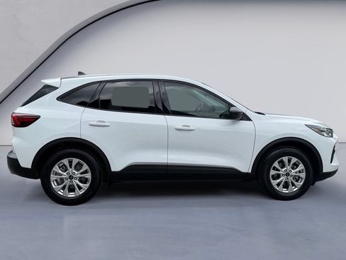 Used 2025 Ford Escape Active FWD image 6
