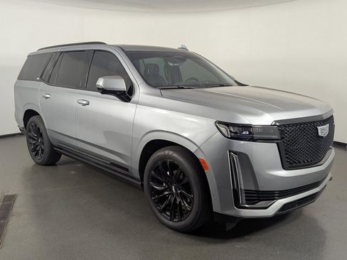 Used 2024 Cadillac Escalade Sport w/ LPO, ONYX Package image 2