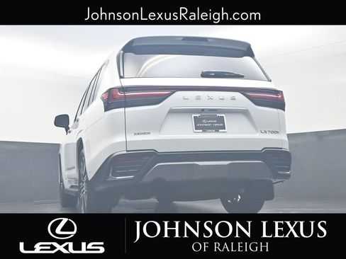 New 2026 Lexus LX 700h Luxury image 19
