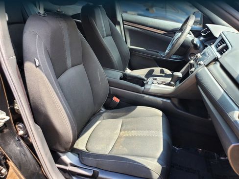 Used 2019 Honda Civic LX image 3