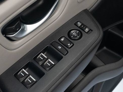 Used 2025 Honda Pilot Elite image 4