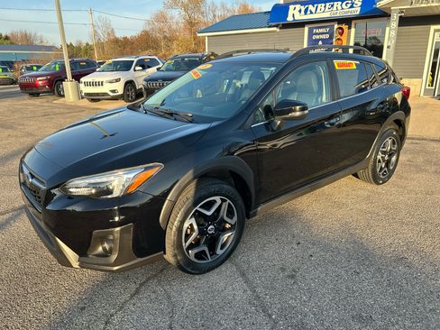 Used 2018 Subaru Crosstrek 2.0i Limited image 1
