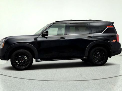Used 2025 Nissan Armada PRO-4X AWD/4WD image 8