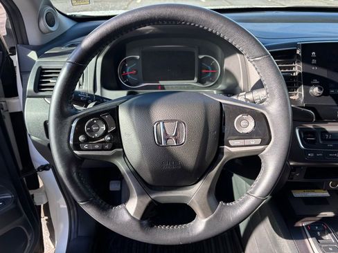 Used 2021 Honda Pilot Special Edition image 17