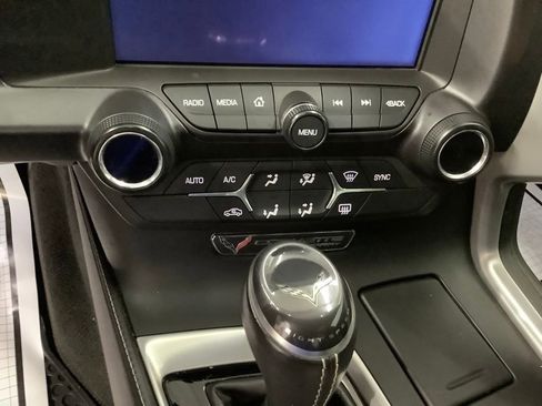 Used 2019 Chevrolet Corvette Stingray image 13