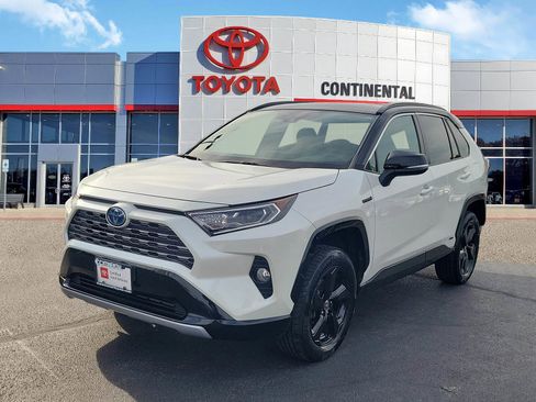 Certified 2021 Toyota RAV4 XSE w/ XSE Grade Weather Package AWD/4WD image 3