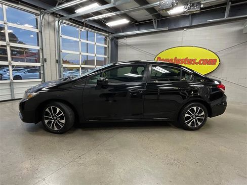Used 2015 Honda Civic EX image 2