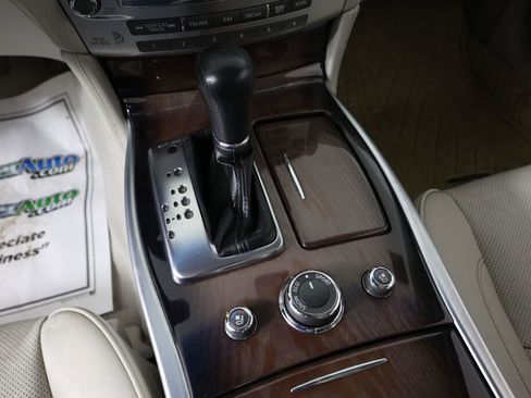 Used 2011 INFINITI M56 x w/ Deluxe Touring Pkg AWD/4WD image 37