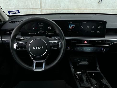 Used 2025 Kia K5 LXS image 13