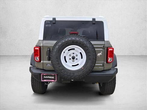 New 2026 Ford Bronco Heritage Edition image 8