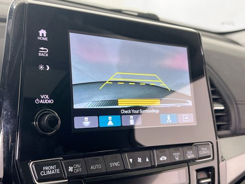 Used 2023 Honda Odyssey Touring image 14