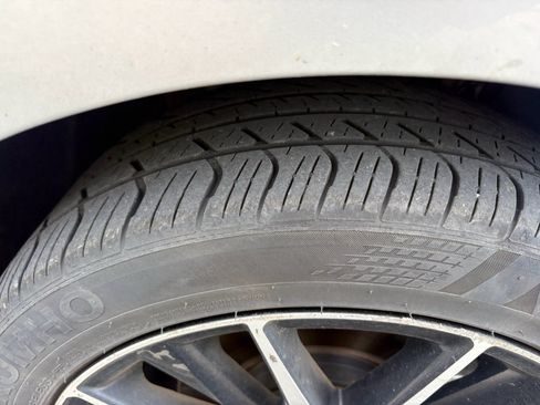 Used 2024 Toyota Camry SE FWD image 10