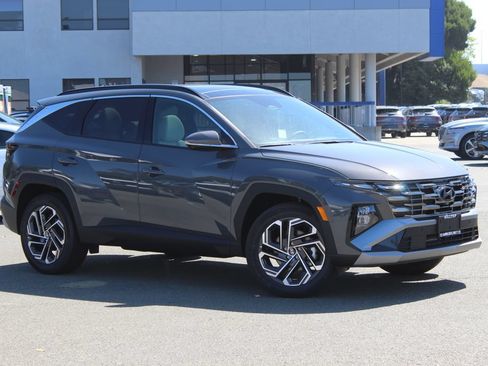 New 2026 Hyundai Tucson Limited AWD/4WD image 1