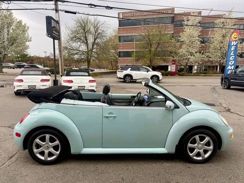 Used 2004 Volkswagen Beetle GLS FWD image 11