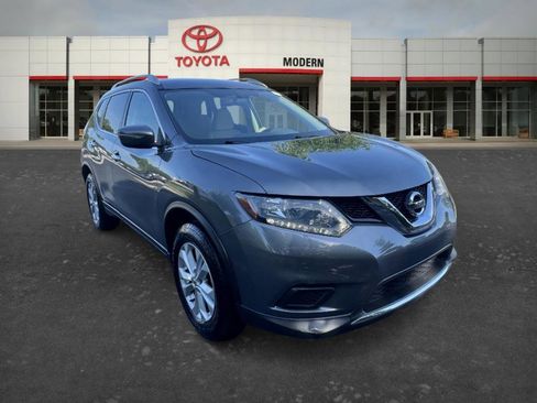 Used 2014 Nissan Rogue SV FWD image 3