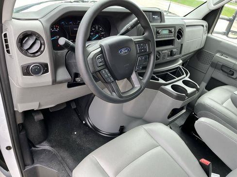 New 2027 Ford E-450 and Econoline 450 Super Duty w/ Power Equipment Group RWD image 5