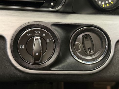 Certified 2018 Porsche 911 GT3 RWD image 18