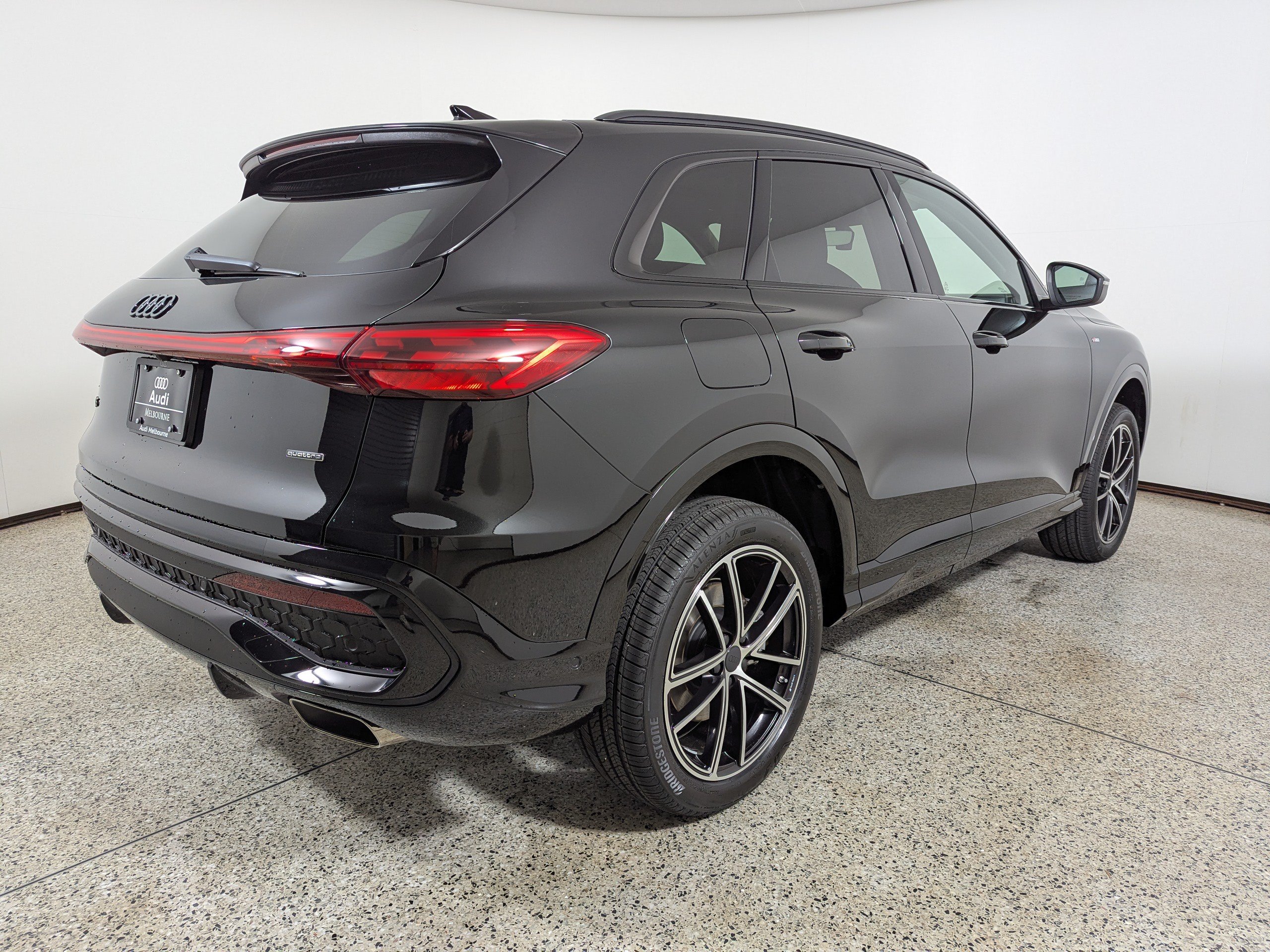 New 2026 Audi Q5 Premium Plus AWD/4WD image 7