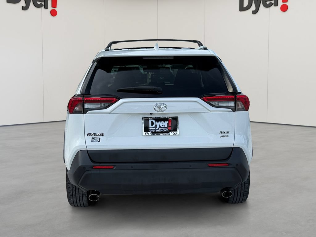 Used 2019 Toyota RAV4 XLE w/ Convenience Package AWD/4WD image 4