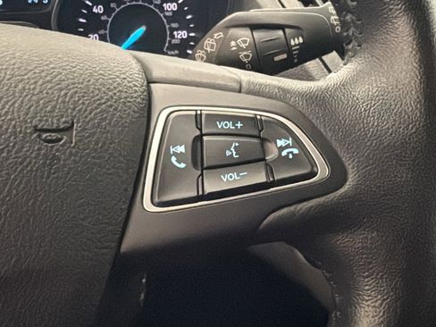 Used 2019 Ford Escape SEL FWD image 14