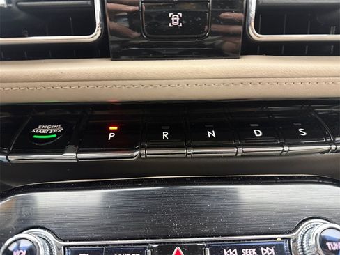 Used 2021 Lincoln Nautilus AWD w/ Equipment Group 101A image 21