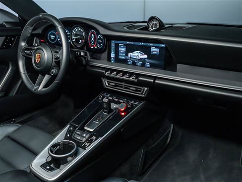 Certified 2021 Porsche 911 Carrera RWD image 28