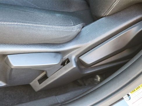 Used 2018 Ford Focus S image 27