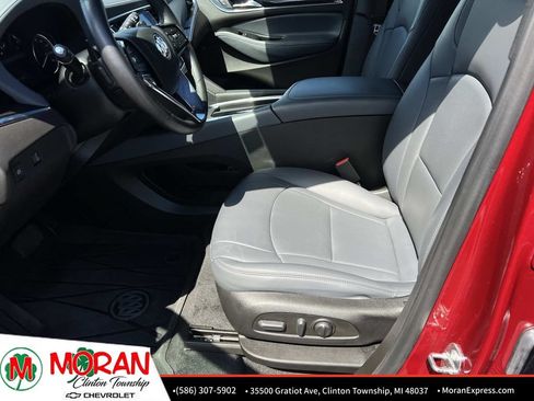 Used 2024 Buick Enclave Essence w/ Sport Touring Edition FWD image 19