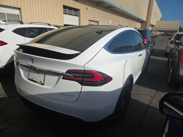 Used 2020 Tesla Model X Long Range AWD/4WD image 4