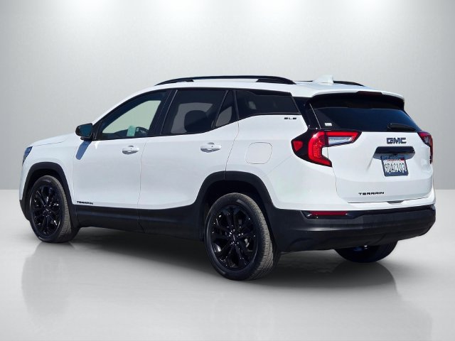 Used 2022 GMC Terrain SLE w/ Driver Convenience Package FWD image 6