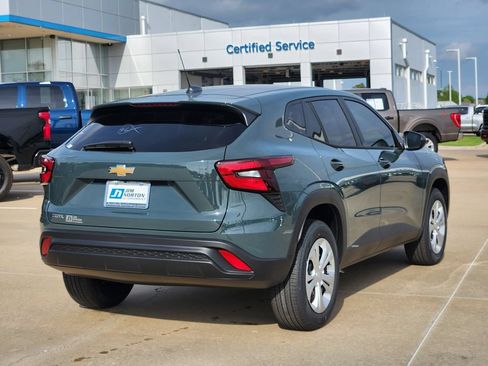 New 2026 Chevrolet Trax LS FWD image 3