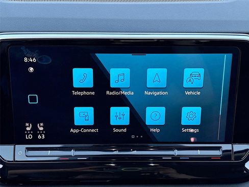 Used 2025 Volkswagen Atlas SE FWD image 14